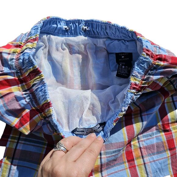 Tommy Hilfiger Sailing Swim Trunks Men's Size Large Plaid Beach Lake Boating - Picture 2 of 4